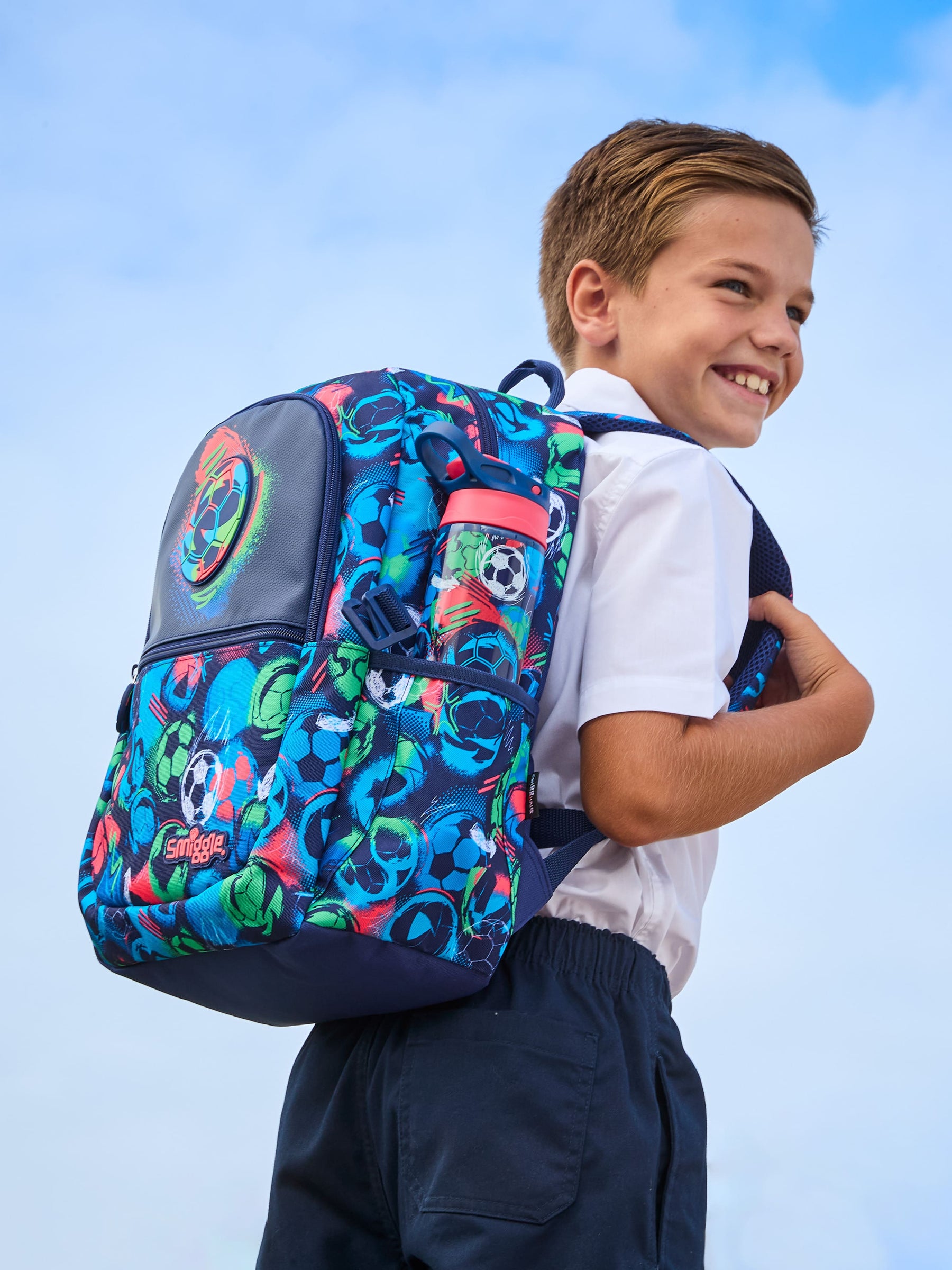 ⚽ Smiggle Limitless Classic Attach Backpack – Soccer Edition | 17.8L | 42cm