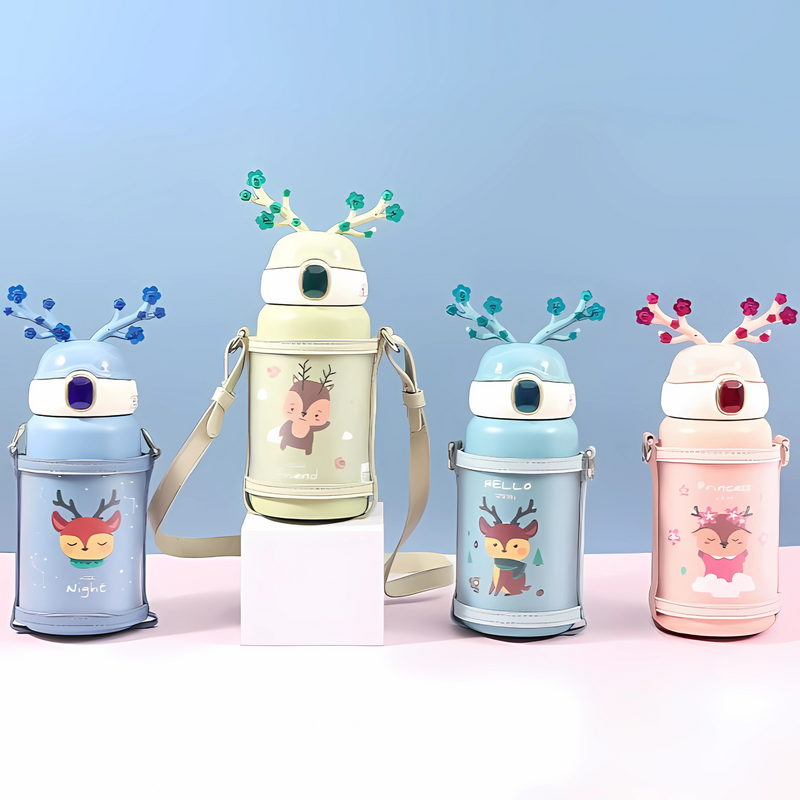 Stylish and Elegant Water Bottle with Vacuum Insulation - Reindeer Shaped (550ml)