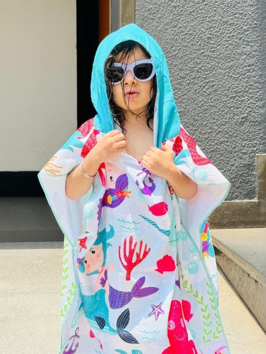 Kids' Hooded Bath & Beach Towel – Soft & Absorbent | Multi-Character