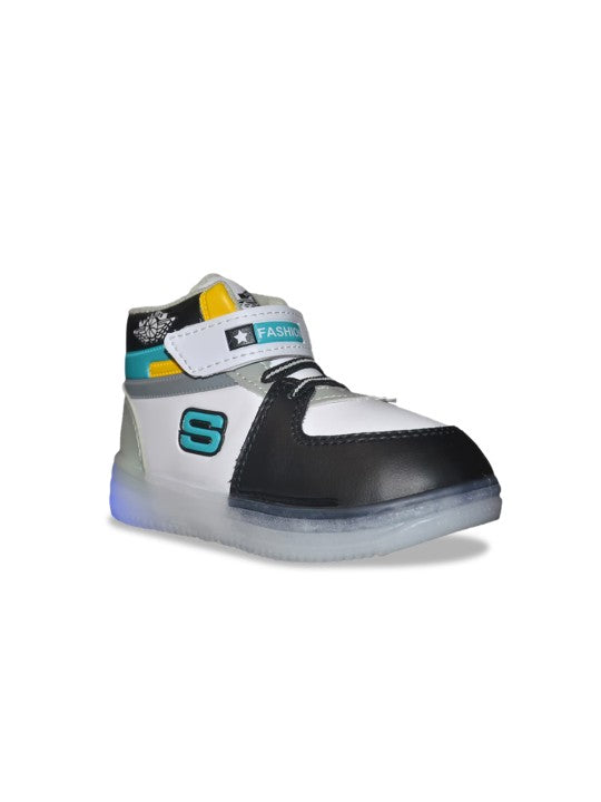 Kids Colourblocked Round Toe LED Sneakers – Black, White & Blue