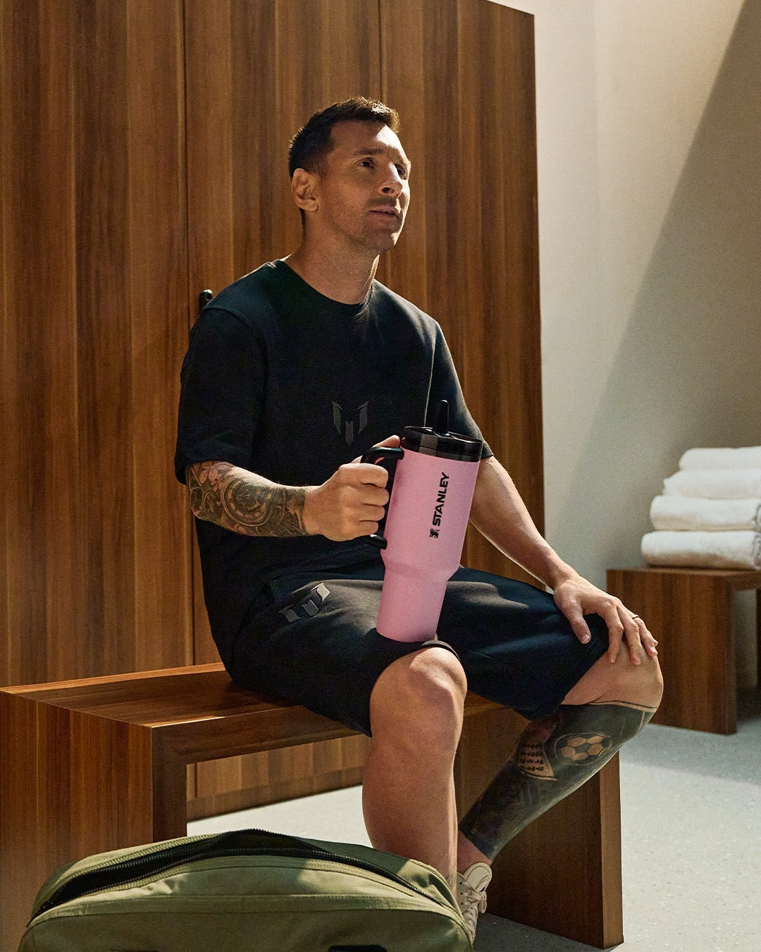 Messi x Stanley Quencher ProTour Flip Straw Tumbler | 40 OZ - Messi GOAT Pink