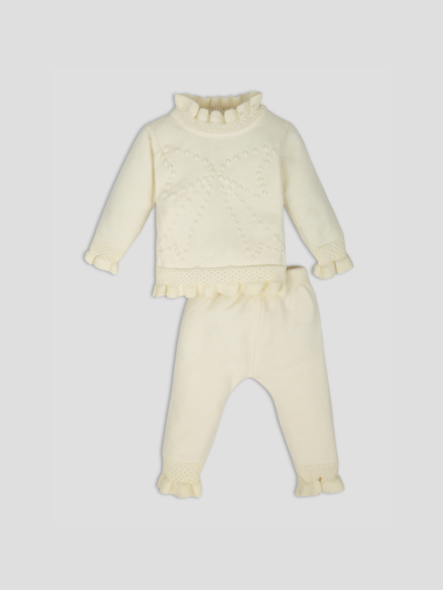 Luxurit Elegant Beige Ruffled Knit Sweater & Pant Set