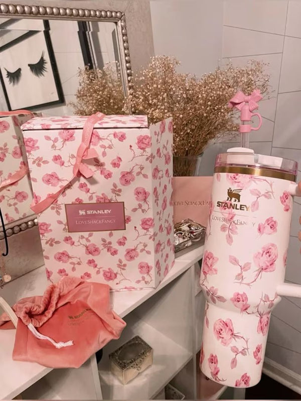 Stanley x LoveShackFancy | 40 OZ | Rosa Beaux Pink | Oversized Bow Signature Tumbler