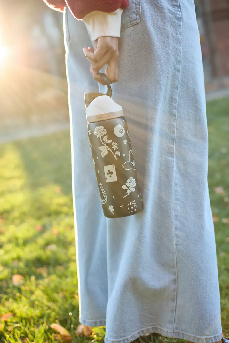 Owala FreeSip Insulated Water Bottle – 24oz Leak-Proof Stainless Steel Bottle with Built-in Straw