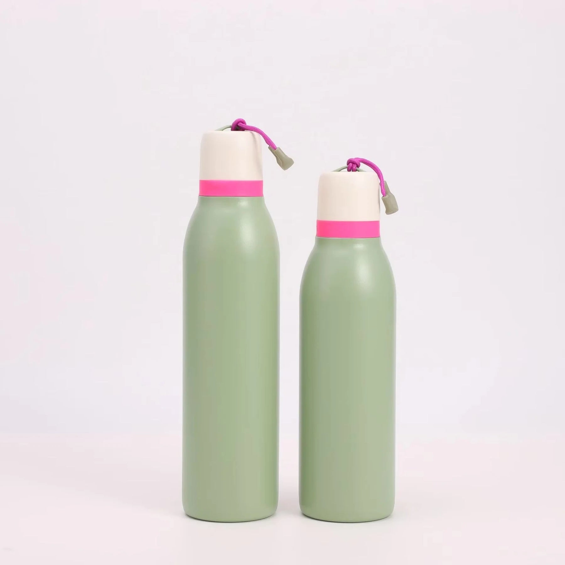 Owala FreeSip Twist 18oz Insulated Stainless Steel Water Bottle – Mint/White (Iced Breeze), BPA-Free with Straw